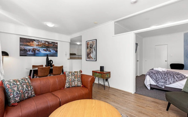 Stunning 1bdr Paradise - Gym Pool