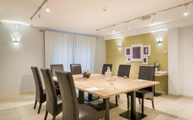 Garner Hotel Oberhausen by IHG