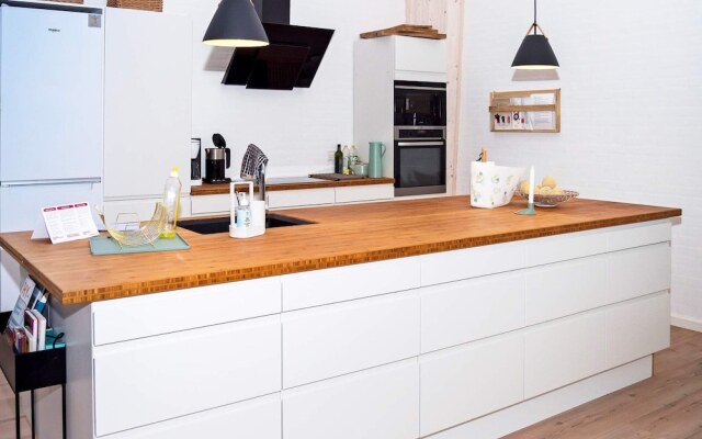 10 Person Holiday Home in Logstor-by Traum