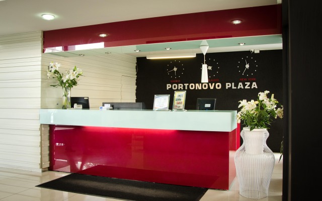 Hotel Portonovo Plaza Expo