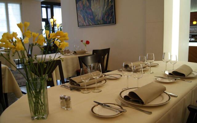 Logis Hotel Acacia