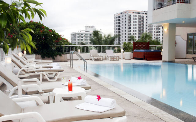 Kameo House Hotel and Serviced Apartments