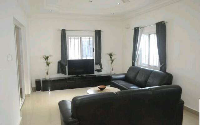 Drammeh's Villa