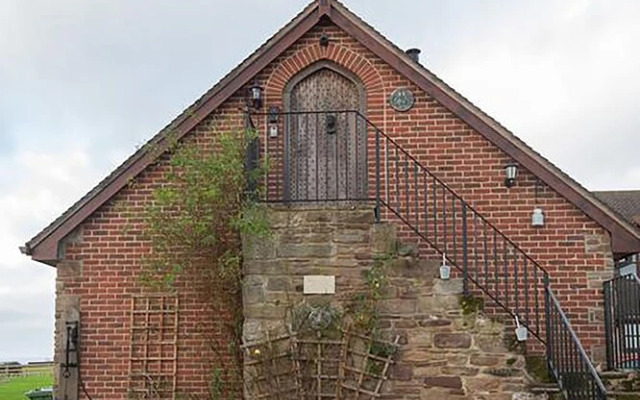 Lyde Cross Coach House