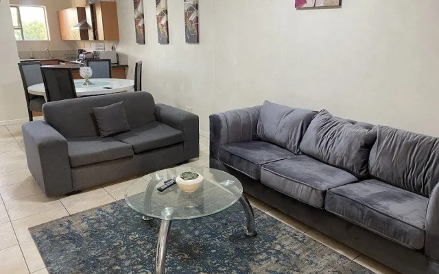 77 Grayston Apartment