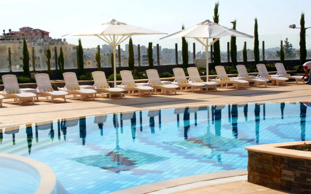 Grand Park Hotel