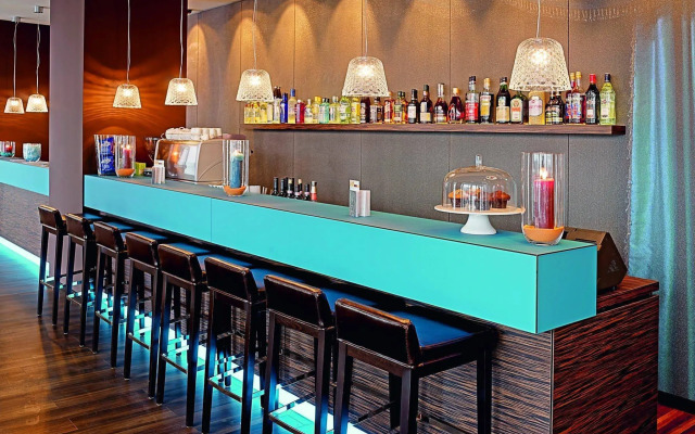 Motel One Salzburg - Mirabell