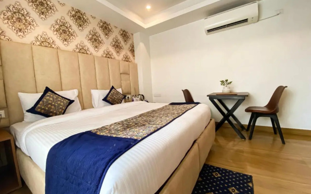 Sky Suites Huda City Center