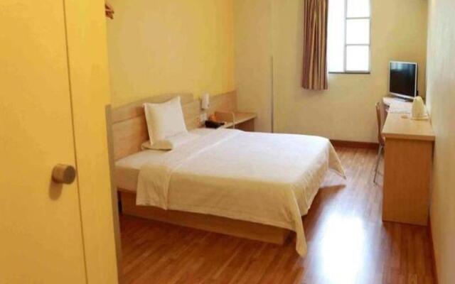 7 Days Inn Yangshuo Shilihualang Branch