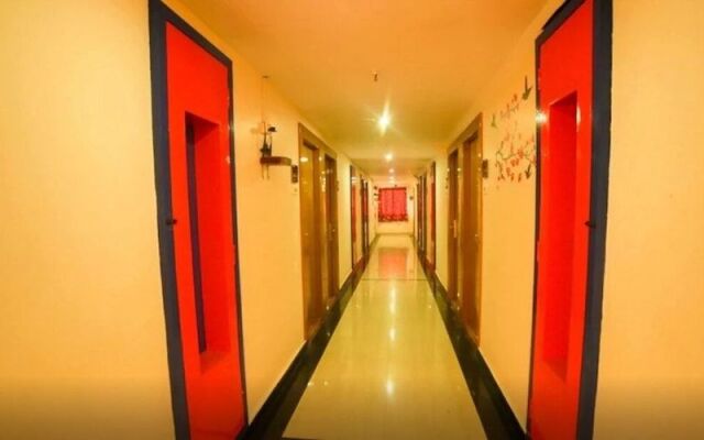 Hotel Sashi Paradise