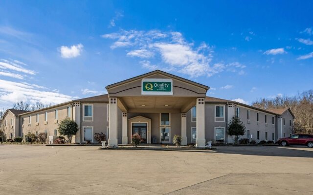 Super 8 by Wyndham Calvert City Kentucky Lake Area