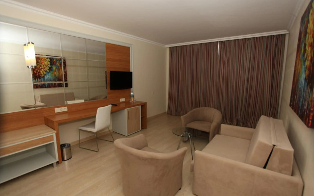 AQI Pegasos Resort