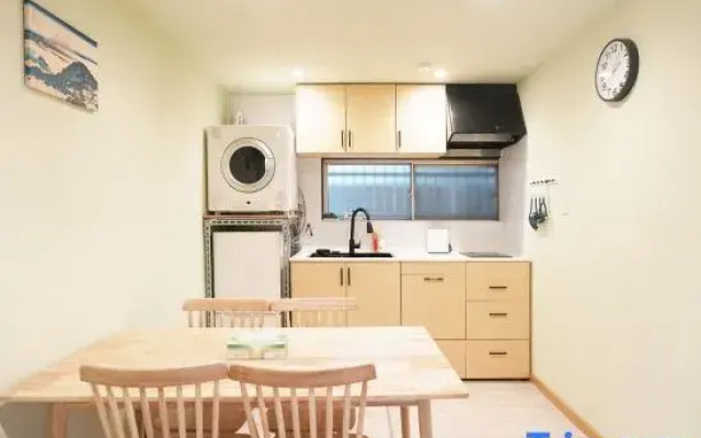 New open!Quiet place with Easy City Access