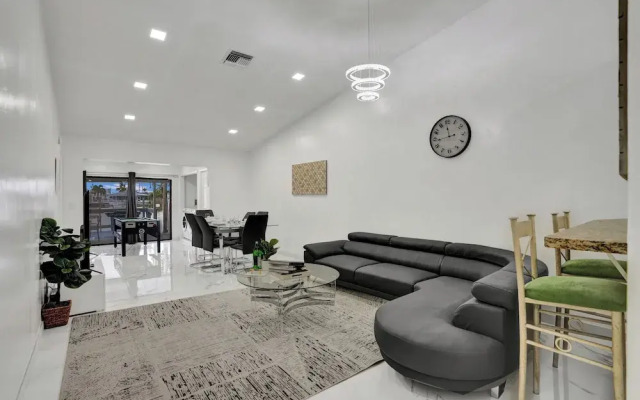 The Lake House in Fort Lauderdale