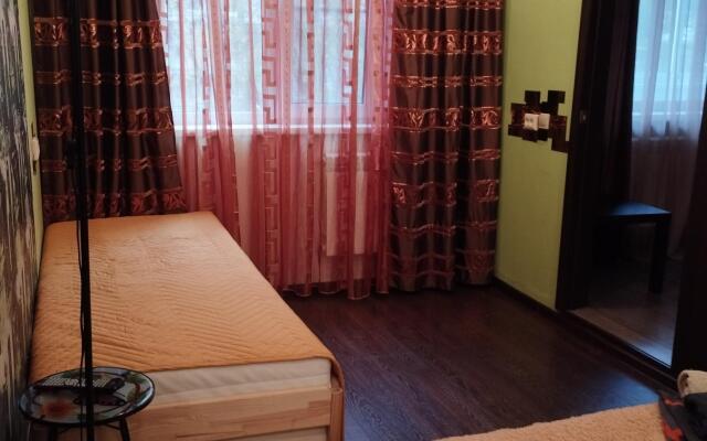 Апартаменты на проспекте Дружбы 52