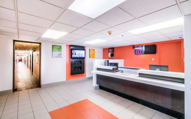 Motel 6 Chicago South-Lansing #4808