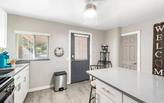 Central Phoenix Casita Unit B