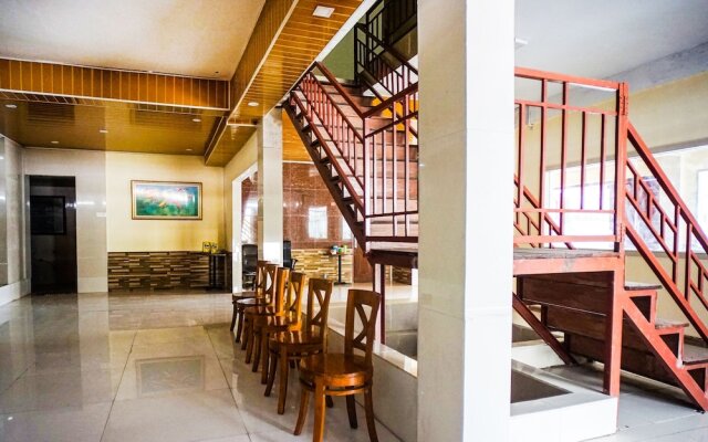 OYO 93066 D'niel Homestay Syariah