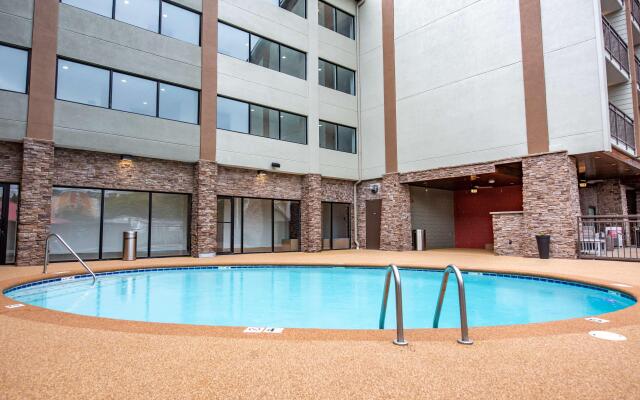 Best Western Plus Apple Valley Lodge Pigeon Forge