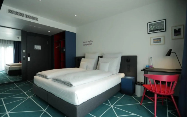 sander Hotel