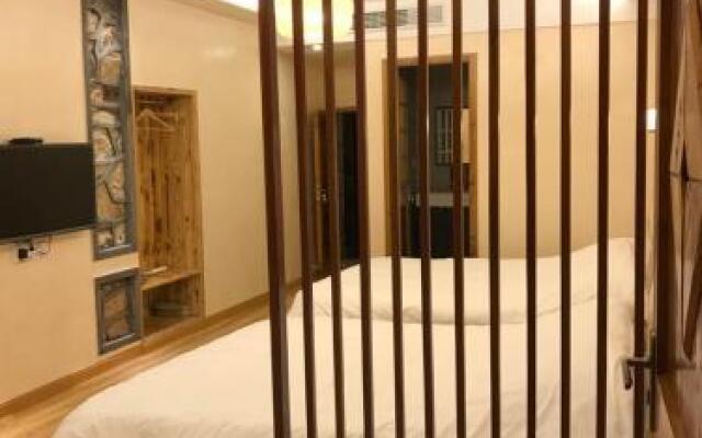 Nuan Nuan Yi She Guesthouse