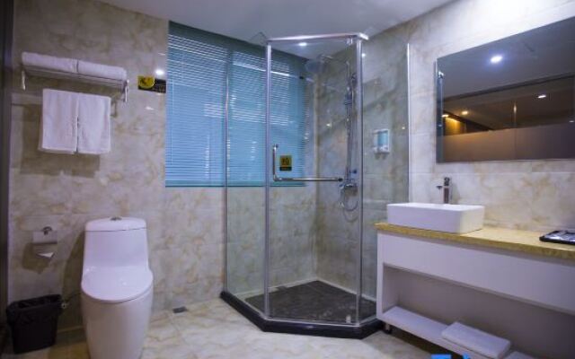 Youmi Hotel