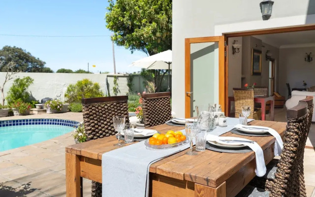 Thomson's Accommodation