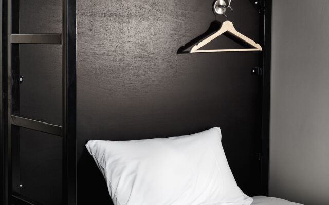 The Pod Sydney - Hostel