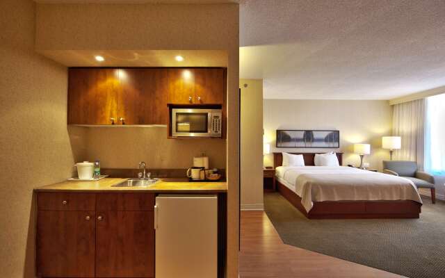 Radisson Hotel Montreal Airport