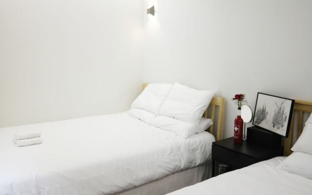 P.S. Guesthouse Itaewon - Hostel