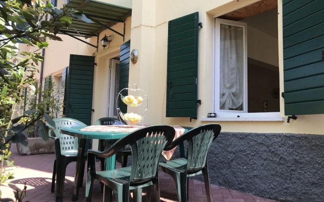 Spacious Apartment in Bardolino, Very Close to the Lake Garda