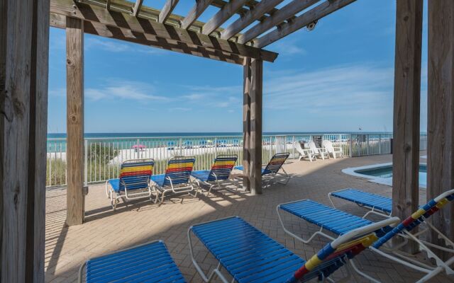 Ocean Reef 1106 - Lazy Daze