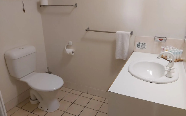 The Cosmopolitan Motel and Serviced Apartments