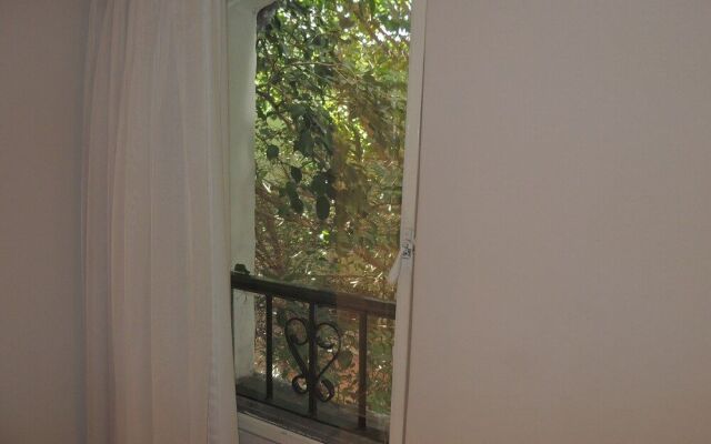 GM Rooms Rental Suites