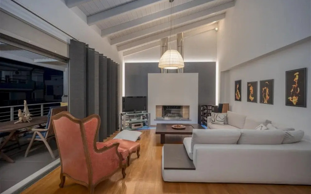 Artemis Luxury Penthouse by Estia