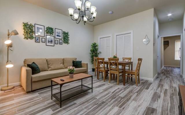 Spacious 3BR Flat 15 min to NYC