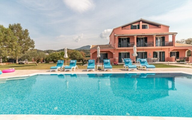 Eleni Luxury Villa by White Dream Villas