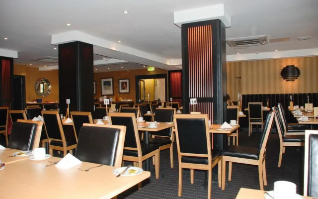 Russell Court Hotel