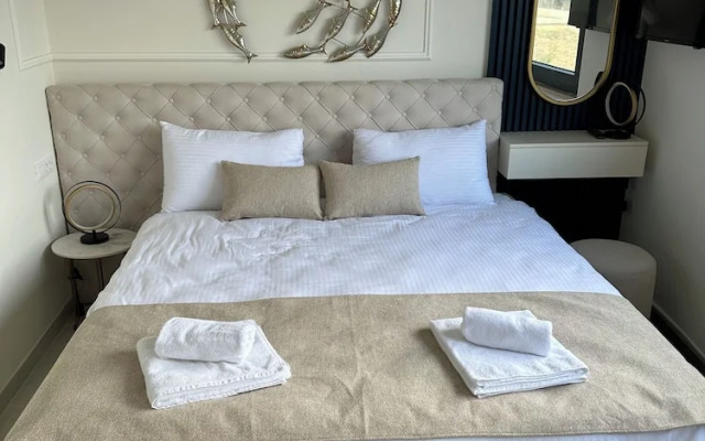 Zados Luxury Residence