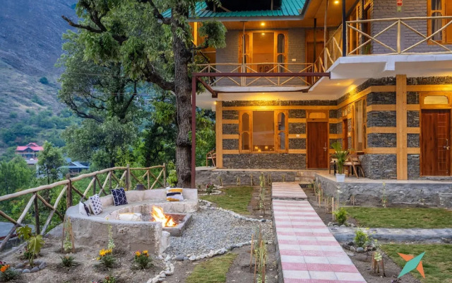 Zostel Homes Tirthan - Gushaini