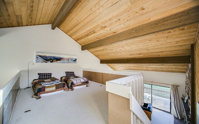 Teleidoscope Retreat