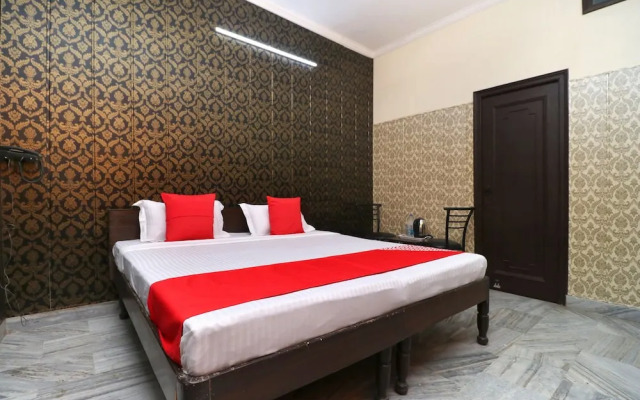 Hotel Mall Residency By OYO Rooms