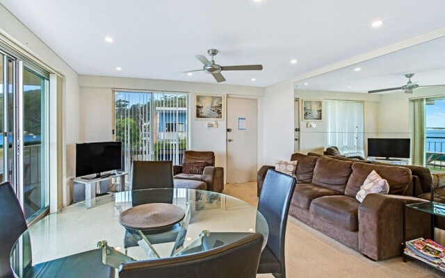 Shoal Bay Road, Shoal Towers, Unit 03, 11