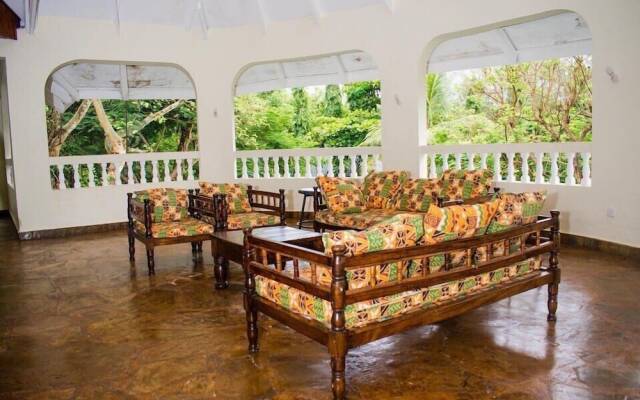 Kijani Cottages Diani