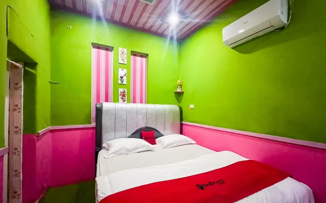 RedDoorz Syariah @ Jalan RJ Junjungan Lubis Pandan