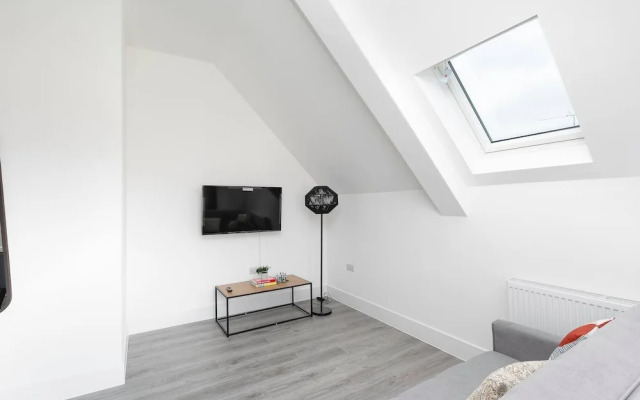 Skyvillion -vineyard Court- Enfield 1bed Wbalcony