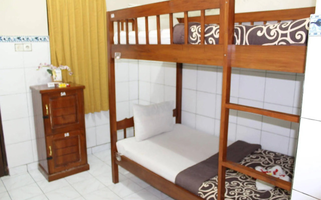 Gong Corner Guesthouse 2 - Hostel