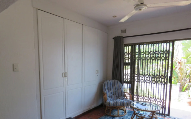 Beachcomber Bay - Guest House