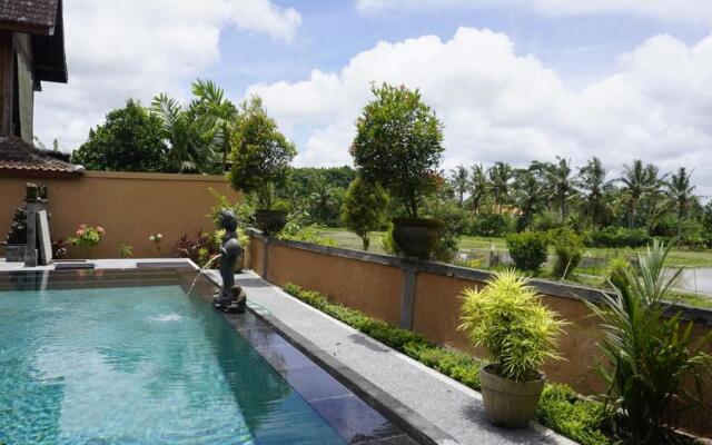 Sari Bamboo Bungalows