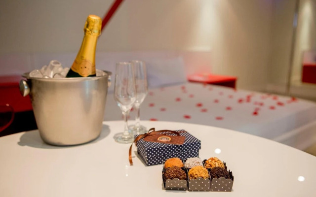 Rivieras Motel - Adults Only